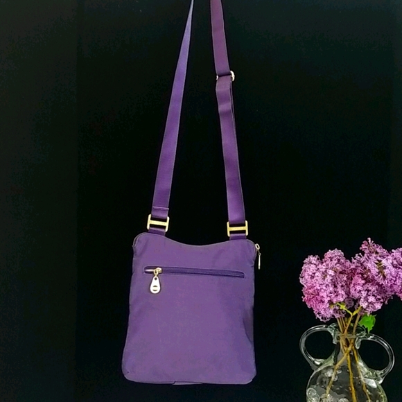 Baggalini Crossbody Bag - Picture 3 of 7